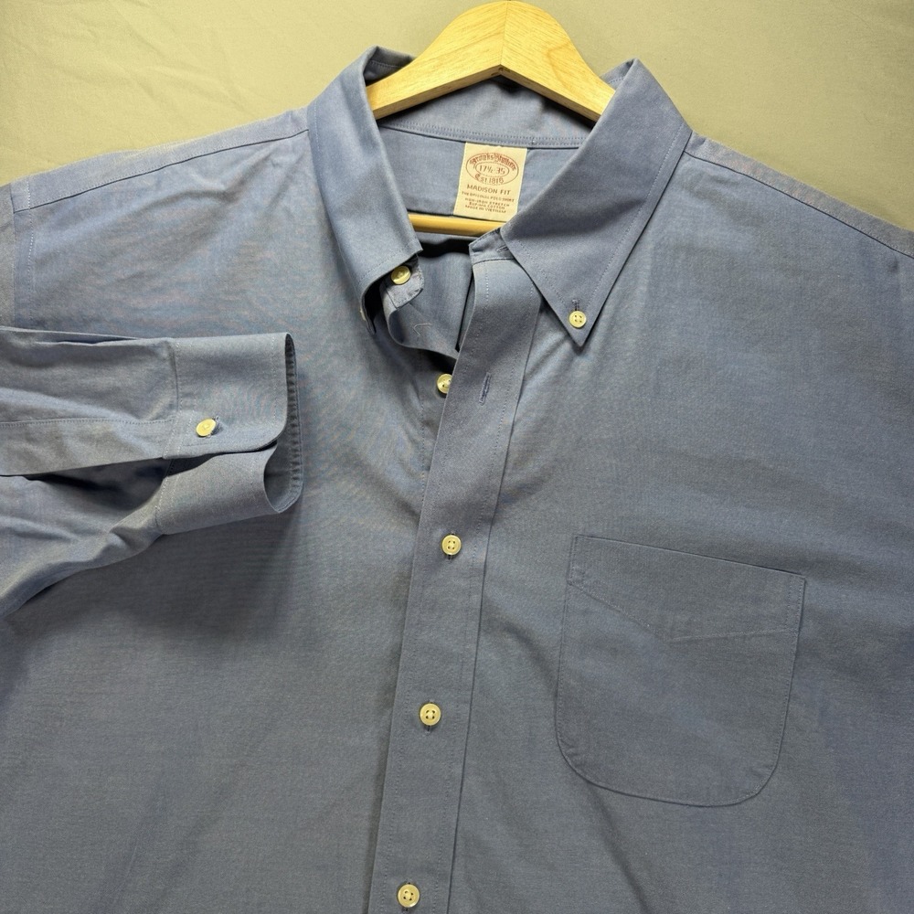 Brooks Brother Madison Shirt Mens 17.5 Blue Button Down Long Sleeve Non Iron
